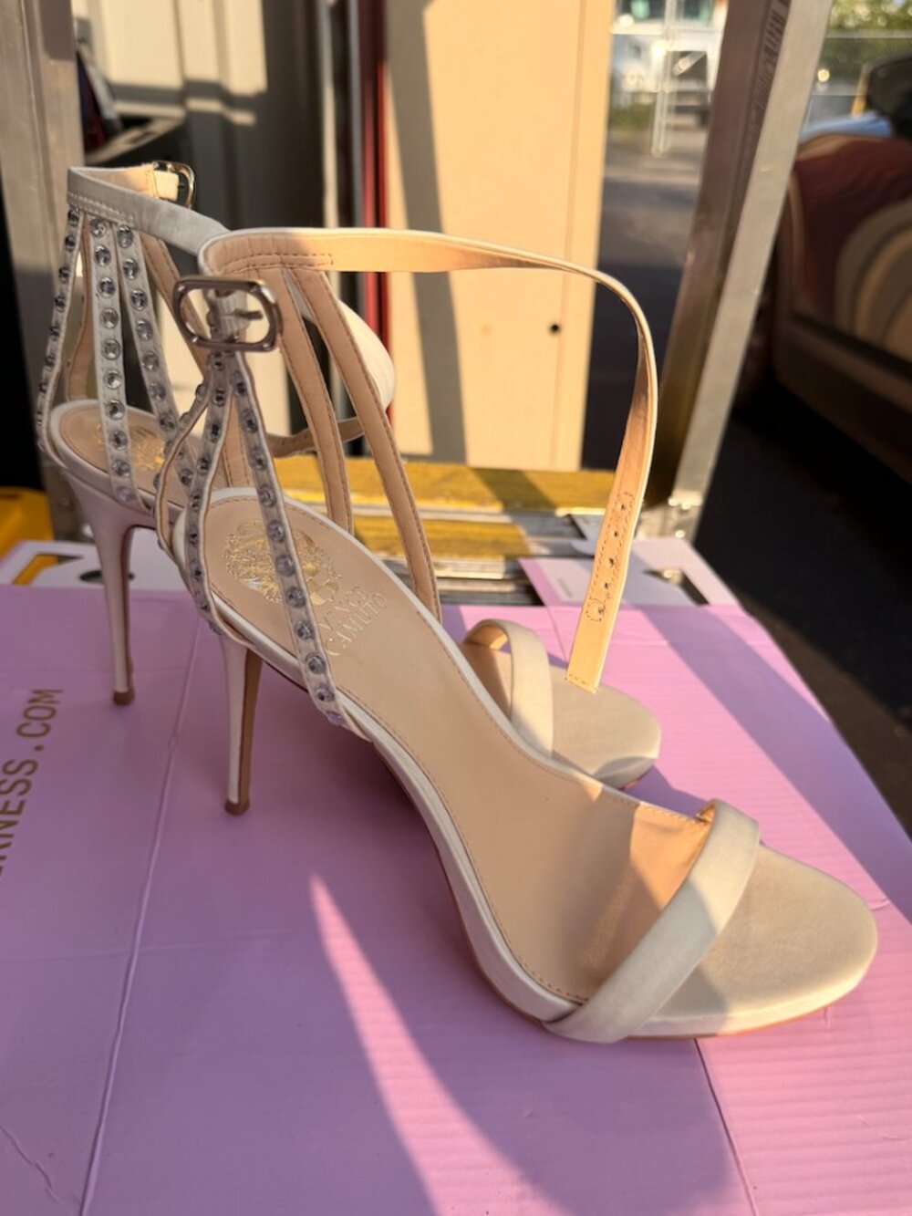 Vince Camuto Ivory Rhinestone Strappy High Heel Sandals Size 8.5